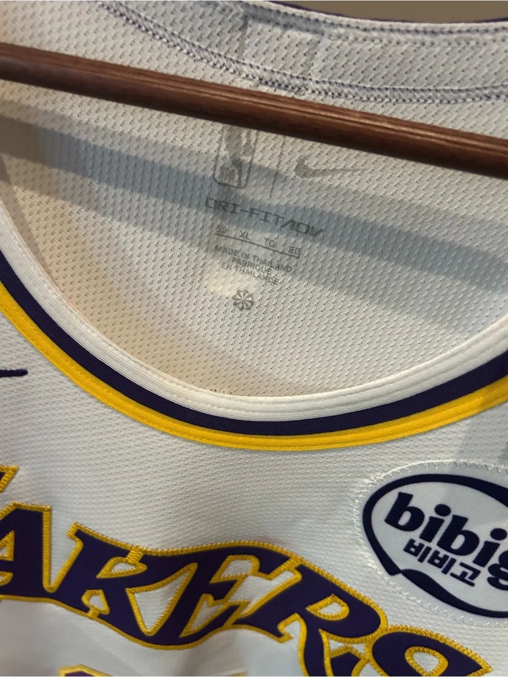 Los Angeles Lakers White 'Hayes' #11 Signed Basketball Jersey